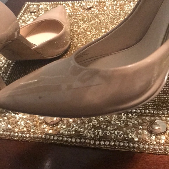 Nude paten leather Jessica Simpson heels - Picture 4 of 7